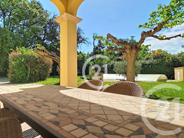 maison à vendre - 7 pièces - 207.0 m2 - ST MARTIN DE CRAU - 13 - PROVENCE-ALPES-COTE-D-AZUR - Century 21 Horizons