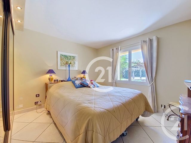 maison à vendre - 7 pièces - 207.0 m2 - ST MARTIN DE CRAU - 13 - PROVENCE-ALPES-COTE-D-AZUR - Century 21 Horizons