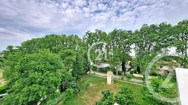 Appartement F4 à vendre - 4 pièces - 89.79 m2 - ST MARTIN DE CRAU - 13 - PROVENCE-ALPES-COTE-D-AZUR - Century 21 Horizons
