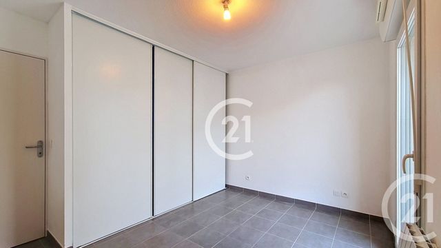 Appartement F4 à vendre - 4 pièces - 89.79 m2 - ST MARTIN DE CRAU - 13 - PROVENCE-ALPES-COTE-D-AZUR - Century 21 Horizons