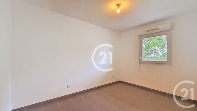 Appartement F4 à vendre - 4 pièces - 89.79 m2 - ST MARTIN DE CRAU - 13 - PROVENCE-ALPES-COTE-D-AZUR - Century 21 Horizons