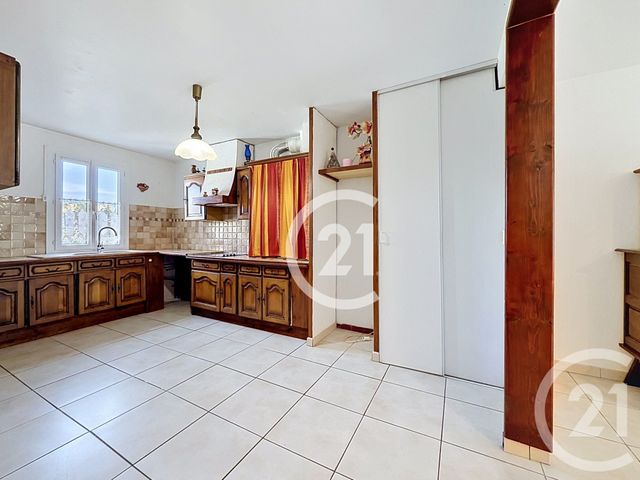 maison à vendre - 5 pièces - 119.11 m2 - ST MARTIN DE CRAU - 13 - PROVENCE-ALPES-COTE-D-AZUR - Century 21 Horizons