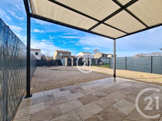 maison à louer - 4 pièces - 81.0 m2 - RAPHELE LES ARLES - 13 - PROVENCE-ALPES-COTE-D-AZUR - Century 21 Horizons