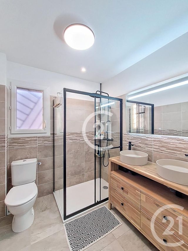 maison à louer - 4 pièces - 81.0 m2 - RAPHELE LES ARLES - 13 - PROVENCE-ALPES-COTE-D-AZUR - Century 21 Horizons