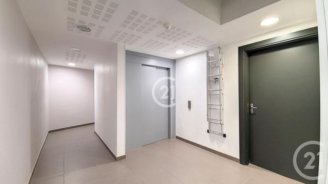 Appartement T2 à vendre - 2 pièces - 45.55 m2 - ST MARTIN DE CRAU - 13 - PROVENCE-ALPES-COTE-D-AZUR - Century 21 Horizons
