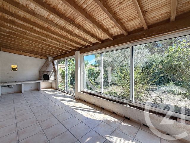 maison à vendre - 5 pièces - 146.69 m2 - ST MARTIN DE CRAU - 13 - PROVENCE-ALPES-COTE-D-AZUR - Century 21 Horizons