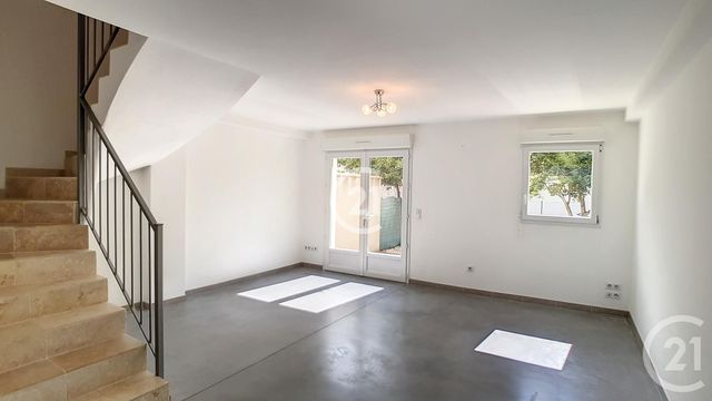 maison à louer - 3 pièces - 68.65 m2 - ST MARTIN DE CRAU - 13 - PROVENCE-ALPES-COTE-D-AZUR - Century 21 Horizons