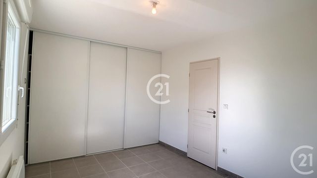 maison à louer - 3 pièces - 68.65 m2 - ST MARTIN DE CRAU - 13 - PROVENCE-ALPES-COTE-D-AZUR - Century 21 Horizons