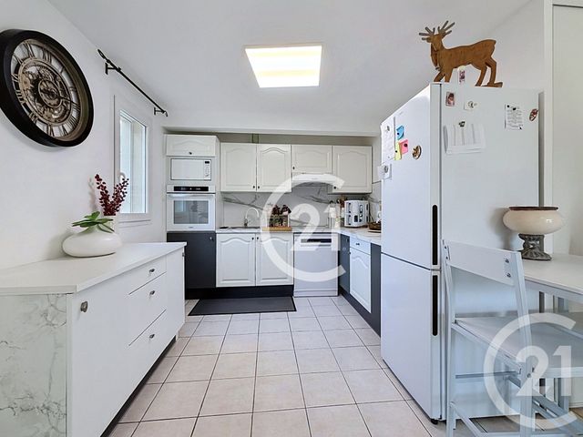Appartement F3 à vendre - 3 pièces - 56.11 m2 - PARADOU - 13 - PROVENCE-ALPES-COTE-D-AZUR - Century 21 Horizons