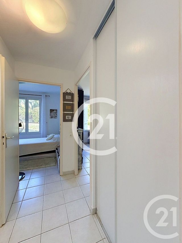 Appartement F3 à vendre - 3 pièces - 56.11 m2 - PARADOU - 13 - PROVENCE-ALPES-COTE-D-AZUR - Century 21 Horizons