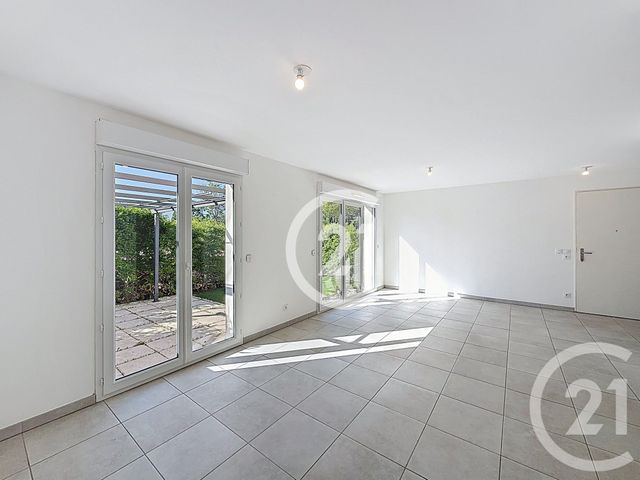 maison à vendre - 4 pièces - 90.24 m2 - ST MARTIN DE CRAU - 13 - PROVENCE-ALPES-COTE-D-AZUR - Century 21 Horizons