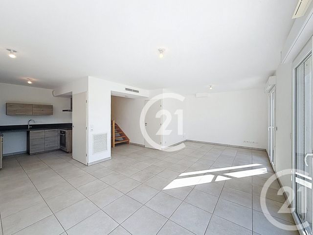 maison à vendre - 4 pièces - 90.24 m2 - ST MARTIN DE CRAU - 13 - PROVENCE-ALPES-COTE-D-AZUR - Century 21 Horizons