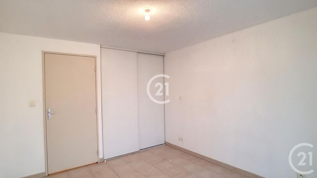 Appartement T2 à louer - 2 pièces - 44.13 m2 - ARLES - 13 - PROVENCE-ALPES-COTE-D-AZUR - Century 21 Horizons