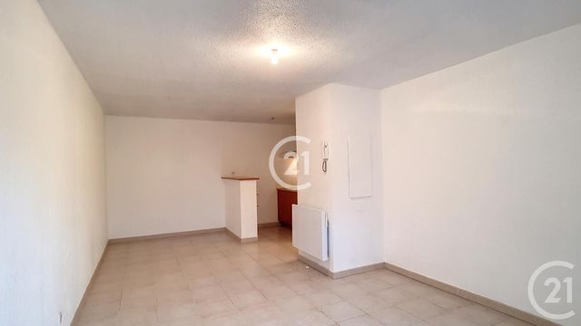 Appartement T2 à louer - 2 pièces - 44.13 m2 - ARLES - 13 - PROVENCE-ALPES-COTE-D-AZUR - Century 21 Horizons