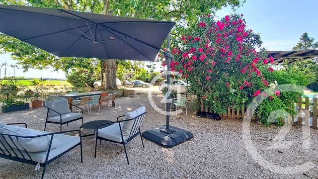 maison à vendre - 12 pièces - 265.9 m2 - ST MARTIN DE CRAU - 13 - PROVENCE-ALPES-COTE-D-AZUR - Century 21 Horizons
