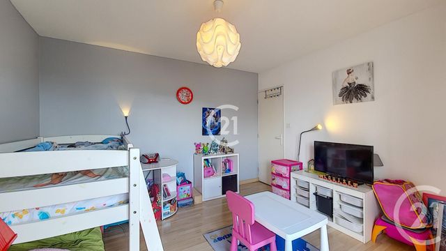 Afficher la photo en grand maison à vendre - 4 pièces - 132.82 m2 - ST MARTIN DE CRAU - 13 - PROVENCE-ALPES-COTE-D-AZUR - Century 21 Horizons