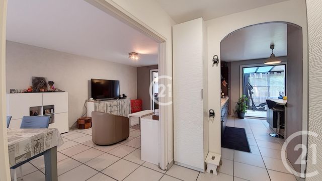 Afficher la photo en grand maison à vendre - 4 pièces - 132.82 m2 - ST MARTIN DE CRAU - 13 - PROVENCE-ALPES-COTE-D-AZUR - Century 21 Horizons