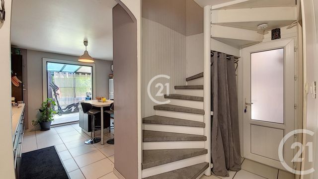 Afficher la photo en grand maison à vendre - 4 pièces - 132.82 m2 - ST MARTIN DE CRAU - 13 - PROVENCE-ALPES-COTE-D-AZUR - Century 21 Horizons