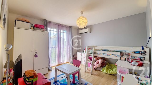 Afficher la photo en grand maison à vendre - 4 pièces - 132.82 m2 - ST MARTIN DE CRAU - 13 - PROVENCE-ALPES-COTE-D-AZUR - Century 21 Horizons