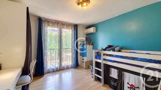 Afficher la photo en grand maison à vendre - 4 pièces - 132.82 m2 - ST MARTIN DE CRAU - 13 - PROVENCE-ALPES-COTE-D-AZUR - Century 21 Horizons