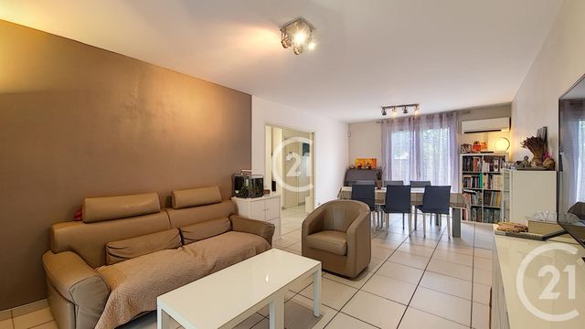 Afficher la photo en grand maison à vendre - 4 pièces - 132.82 m2 - ST MARTIN DE CRAU - 13 - PROVENCE-ALPES-COTE-D-AZUR - Century 21 Horizons