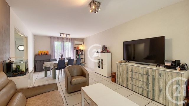 Afficher la photo en grand maison à vendre - 4 pièces - 132.82 m2 - ST MARTIN DE CRAU - 13 - PROVENCE-ALPES-COTE-D-AZUR - Century 21 Horizons