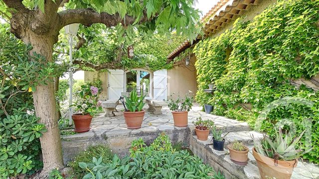 Afficher la photo en grand maison à vendre - 5 pièces - 154.7 m2 - MAUSSANE LES ALPILLES - 13 - PROVENCE-ALPES-COTE-D-AZUR - Century 21 Horizons