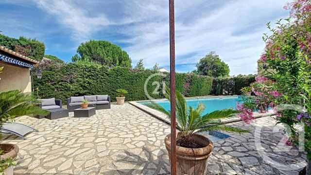 Afficher la photo en grand maison à vendre - 5 pièces - 154.7 m2 - MAUSSANE LES ALPILLES - 13 - PROVENCE-ALPES-COTE-D-AZUR - Century 21 Horizons