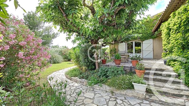 Afficher la photo en grand maison à vendre - 5 pièces - 154.7 m2 - MAUSSANE LES ALPILLES - 13 - PROVENCE-ALPES-COTE-D-AZUR - Century 21 Horizons