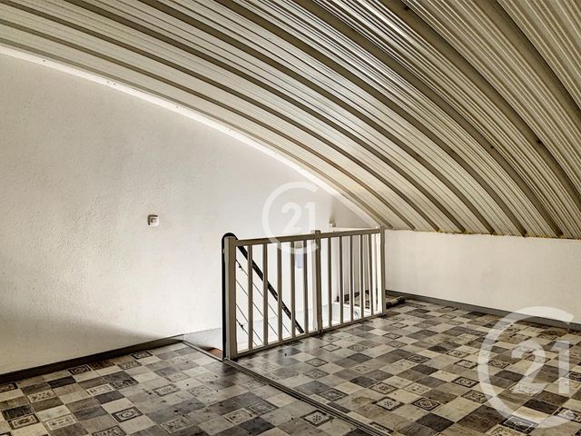 Afficher la photo en grand Appartement à vendre - 2 pièces - 34.42 m2 - NIMES - 30 - LANGUEDOC-ROUSSILLON - Century 21 Horizons