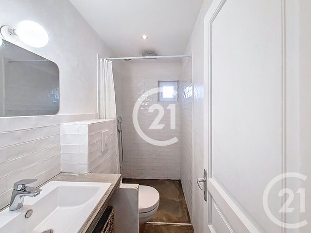 Appartement T3 à vendre - 3 pièces - 56.0 m2 - ST REMY DE PROVENCE - 13 - PROVENCE-ALPES-COTE-D-AZUR - Century 21 Horizons