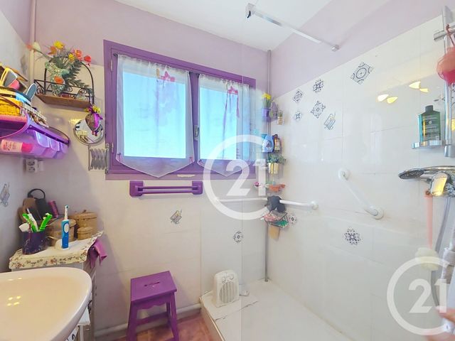 maison à vendre - 5 pièces - 100.0 m2 - ST MARTIN DE CRAU - 13 - PROVENCE-ALPES-COTE-D-AZUR - Century 21 Horizons