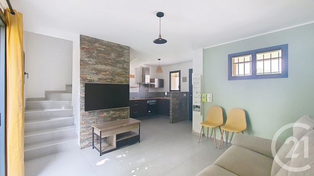 Appartement à louer ST MARTIN DE CRAU