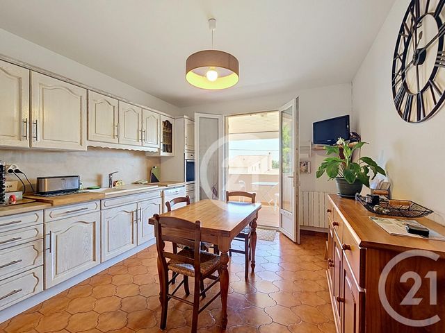 maison à vendre - 7 pièces - 165.39 m2 - AUREILLE - 13 - PROVENCE-ALPES-COTE-D-AZUR - Century 21 Horizons