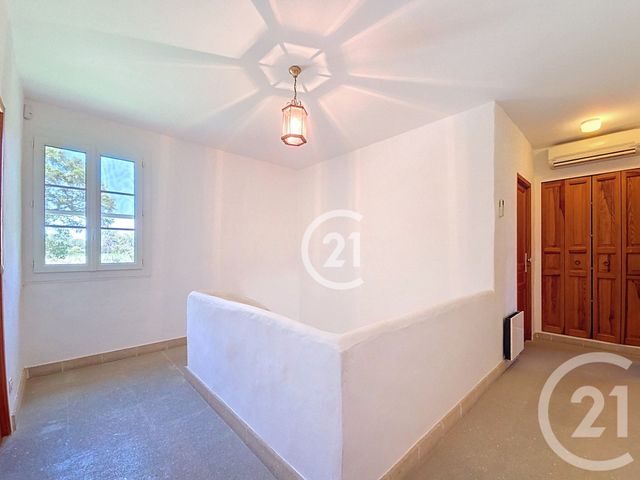 maison à vendre - 9 pièces - 225.8 m2 - ST MARTIN DE CRAU - 13 - PROVENCE-ALPES-COTE-D-AZUR - Century 21 Horizons