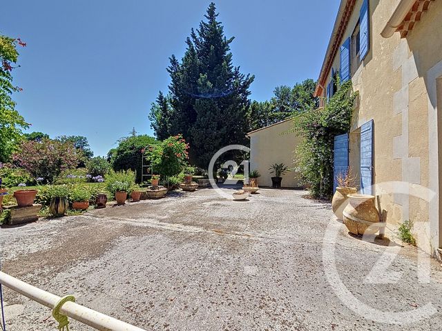 maison à vendre - 9 pièces - 225.8 m2 - ST MARTIN DE CRAU - 13 - PROVENCE-ALPES-COTE-D-AZUR - Century 21 Horizons