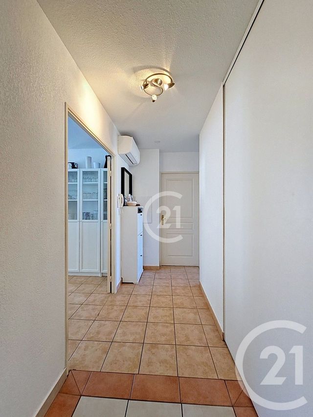 Appartement T3 à vendre - 3 pièces - 71.24 m2 - FOURQUES - 30 - LANGUEDOC-ROUSSILLON - Century 21 Horizons